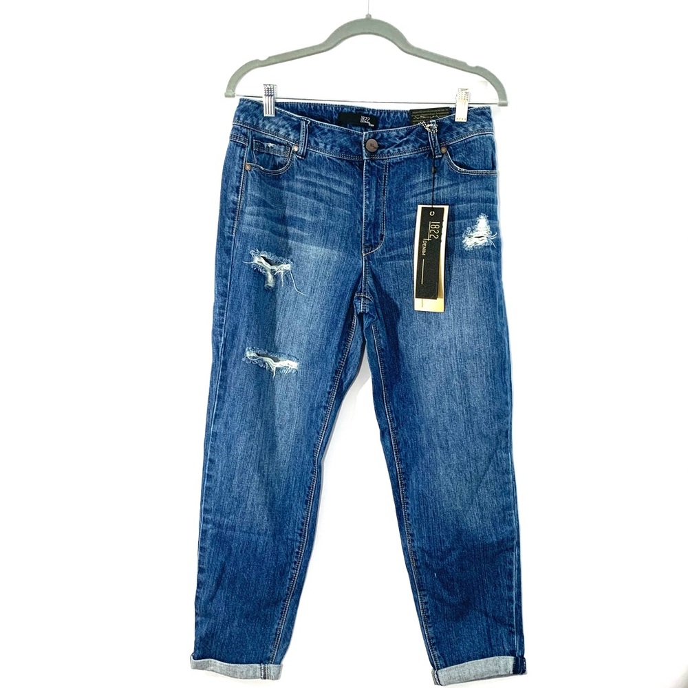 1822 Denim NWT distressed jeans